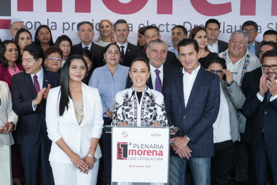 ¡Bancada histórica! Claudia Sheinbaum celebra presencia de Morena con 66 senadores y senadoras