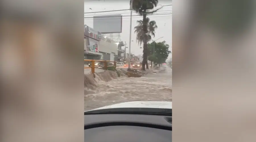 Agosto trajo la primera gran lluvia del año y esto generó reacciones en la ciudadanía en Culiacán.