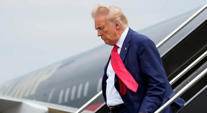 Avión de Donald Trump es desviado y aterriza en Montana tras 