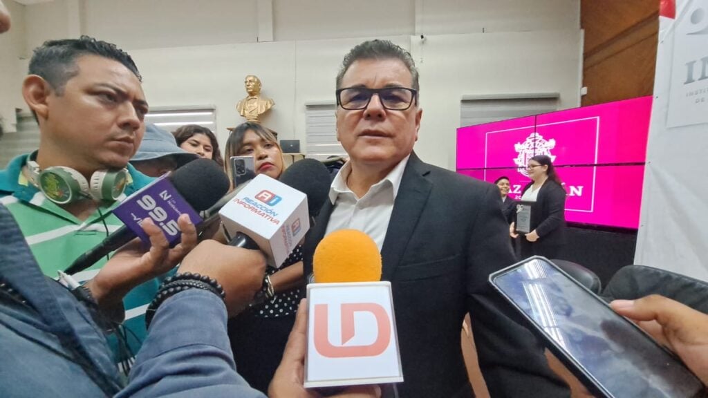 Édgar González Zataráin, alcalde de Mazatlán