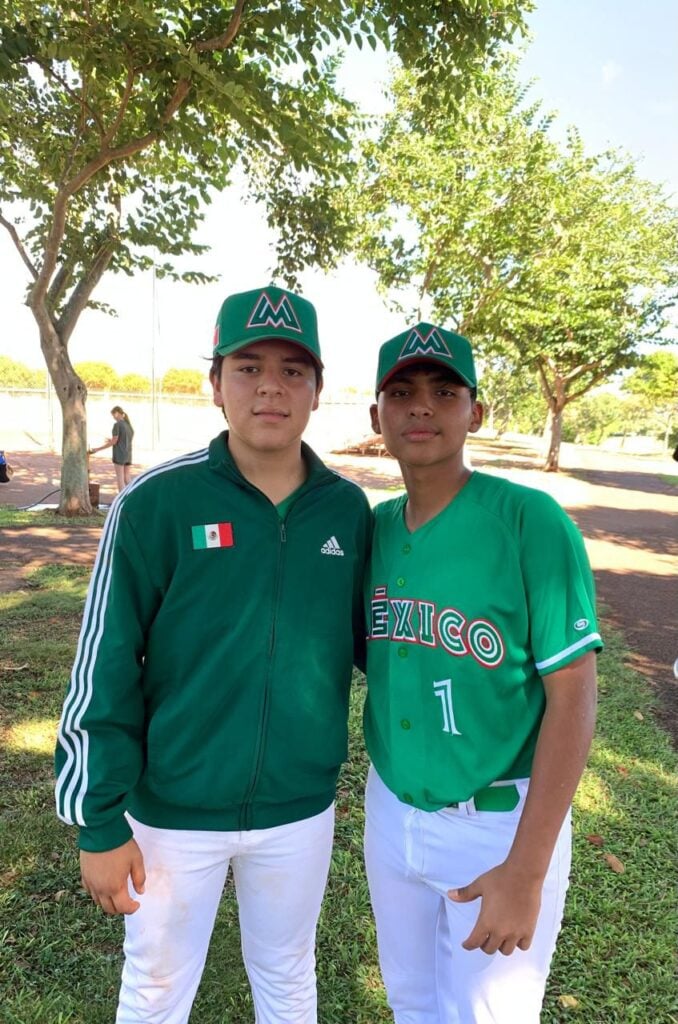 Edwin Mancinas y Emmanuel Cedano