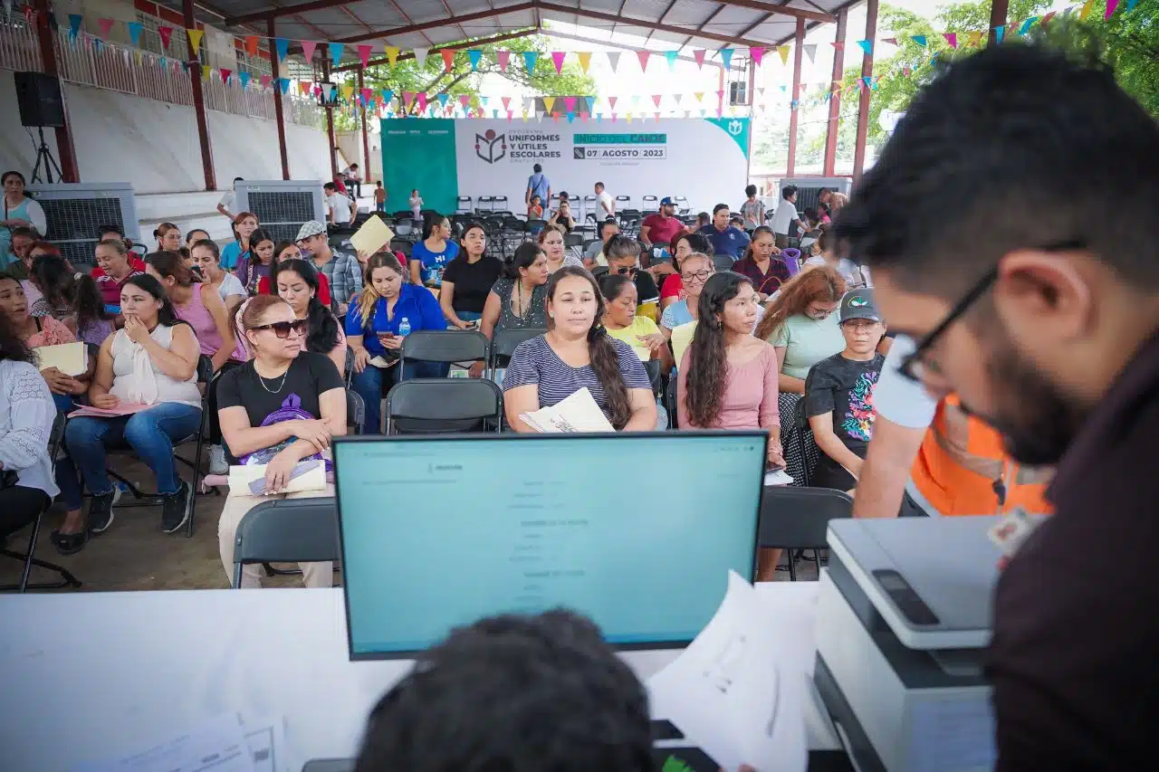 Este lunes inicia canje de Uniformes y Útiles en Sinaloa