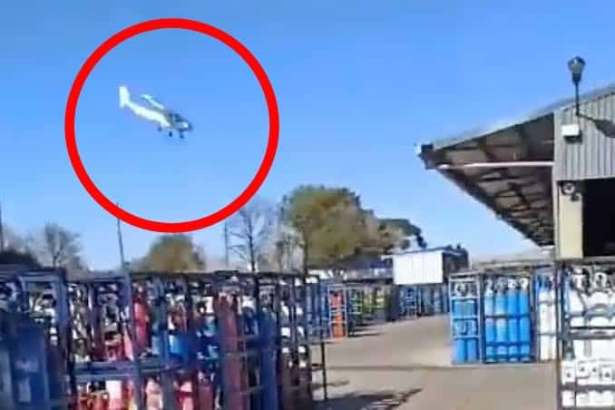 Estrella avioneta contra empresa que lo despidió en Argentina