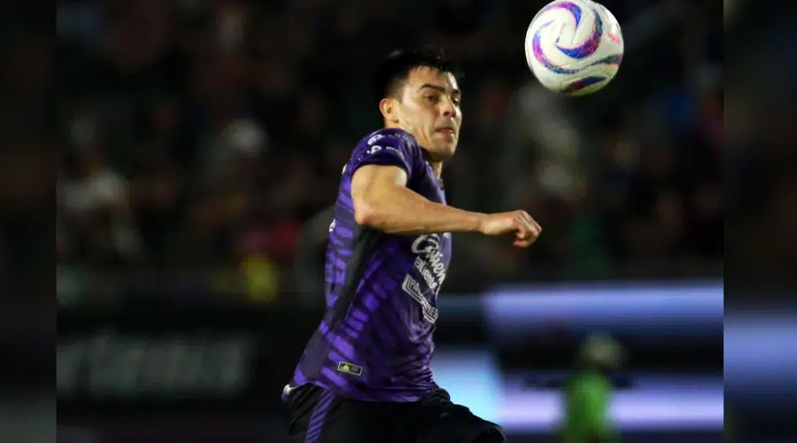 Facundo Almada platica previo al duelo de octavos de final de la Leagues Cup