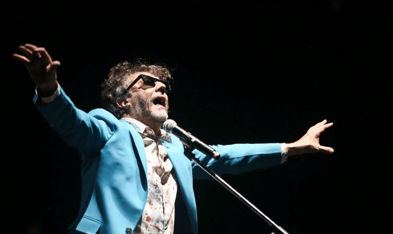 Fito Páez ofrecerá concierto gratuito desde el Zócalo CDMX