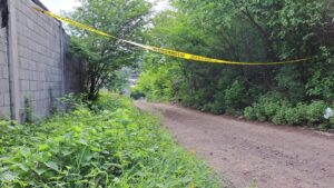 Hombre es hallado asesinado y envuelto en una sábana al sur de Culiacán