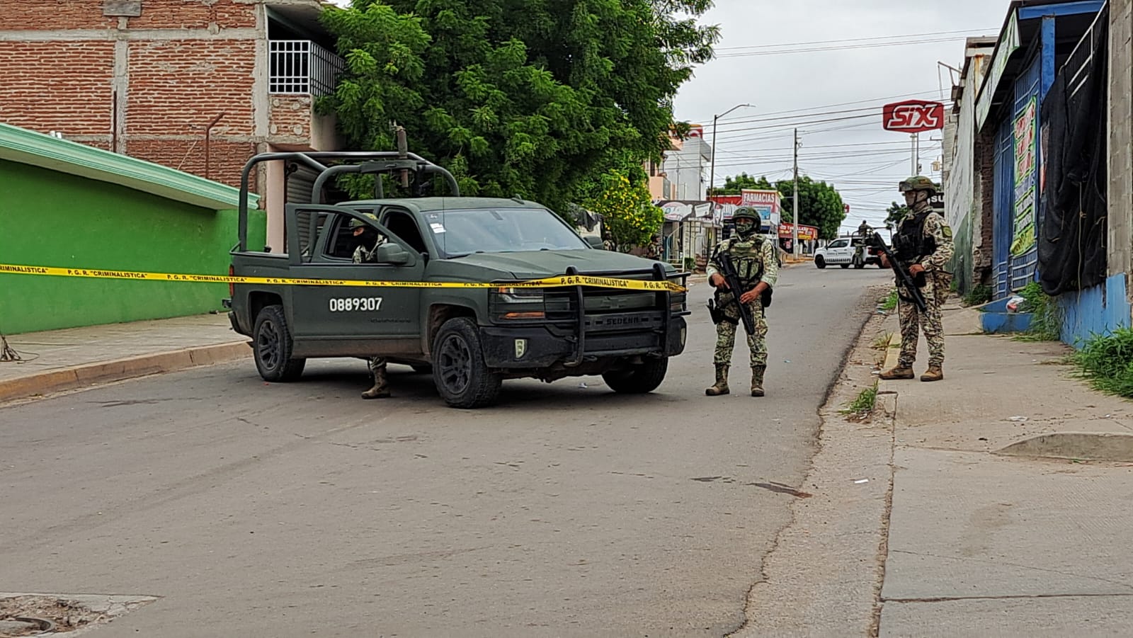 Inicia FGR cateo en inmueble asegurado en la colonia Los Huizaches en Culiacán