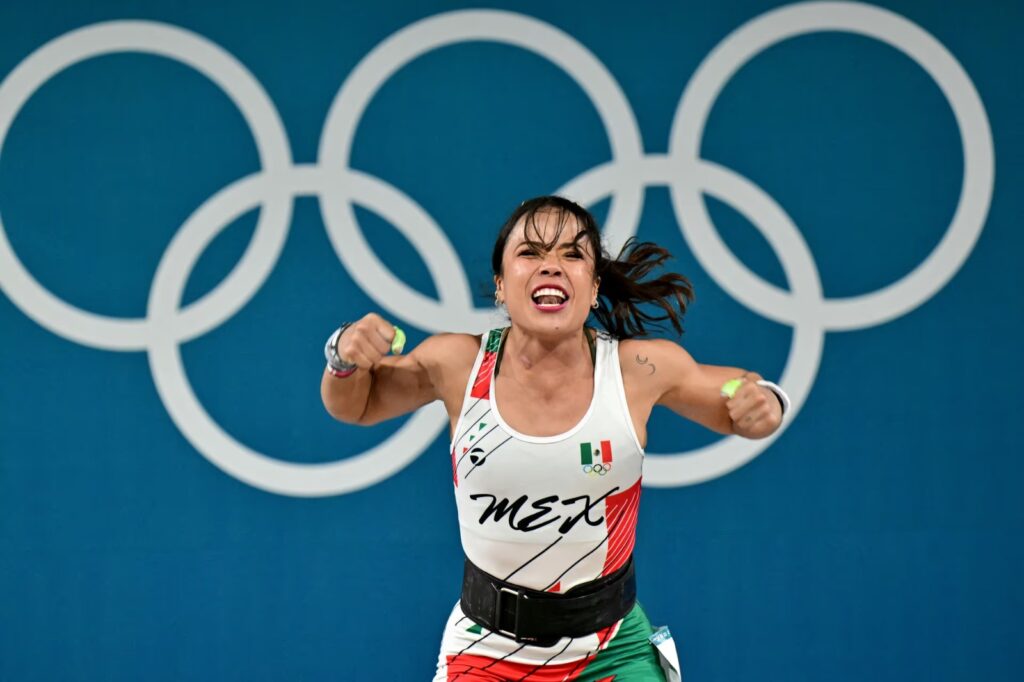 Janeth Gómez celebra tras su prueba en las Olimpiadas de París 2024