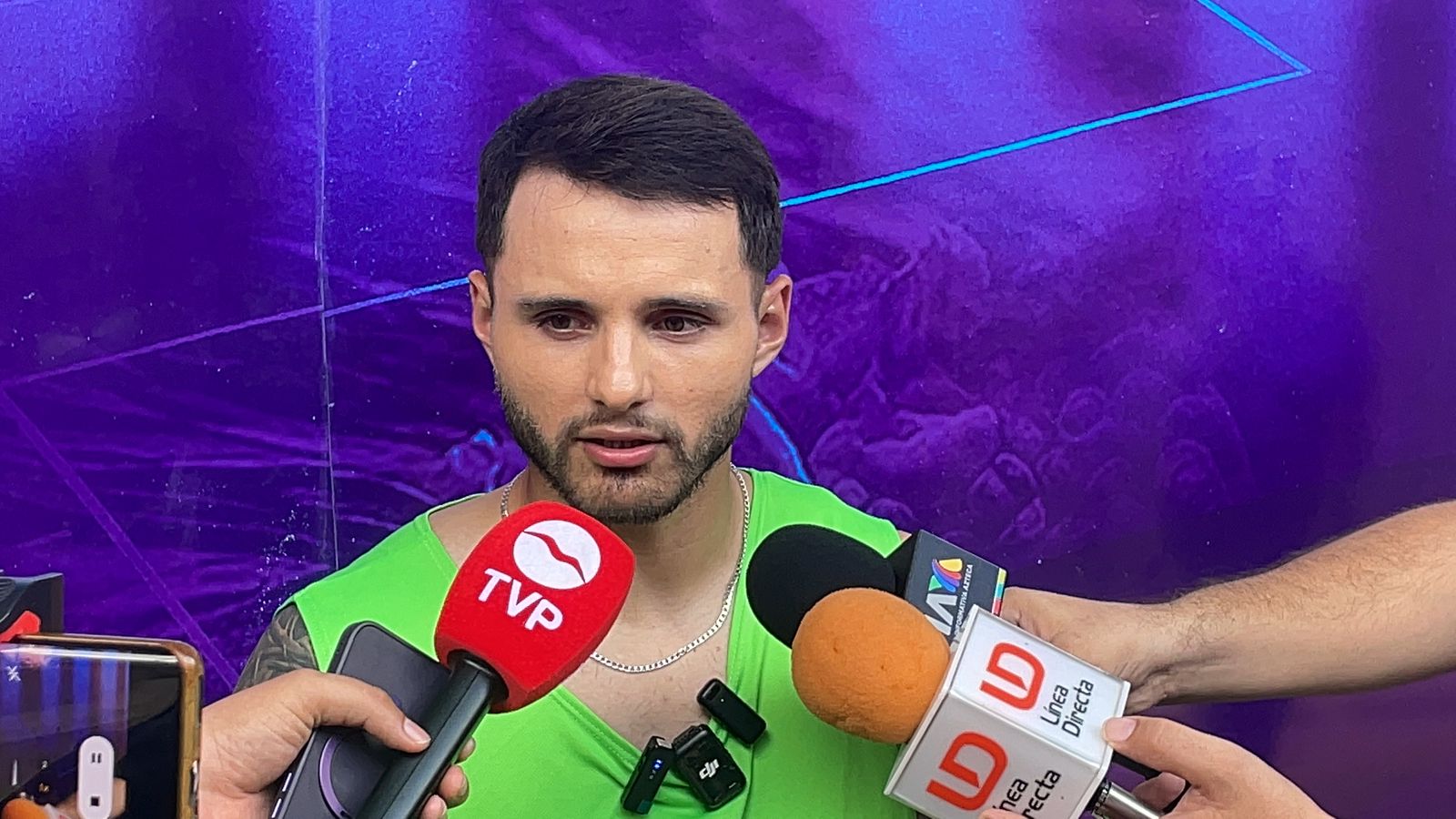 Josué Colmán con medios de prensa