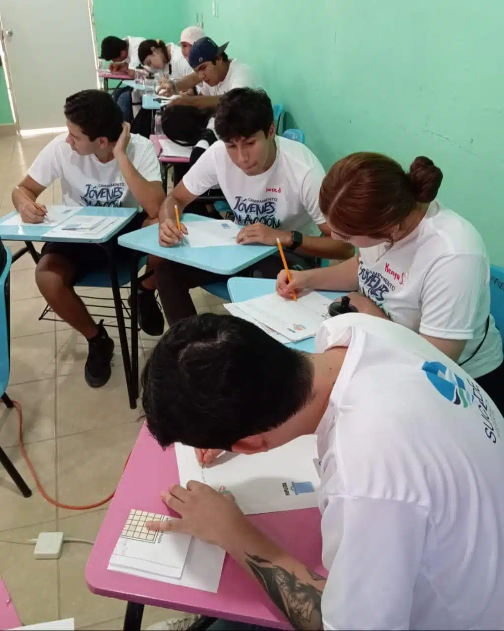 Taller de liderazgo "Jóvenes en Acción por la Bahía Santa María"