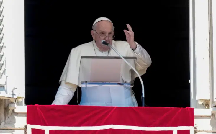 Papa Francisco invita al diálogo y a 