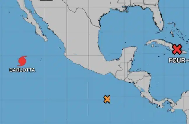 Sistemas meteorológicos en vigilancia por el NHC.