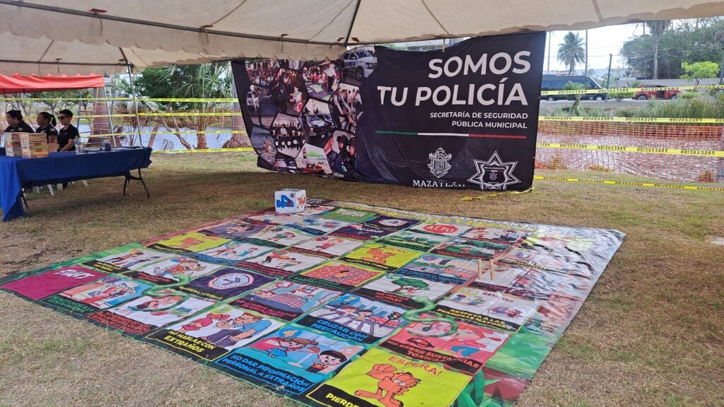 Actividades al aire libre durante un taller realizado por Protección Civil de Mazatlán