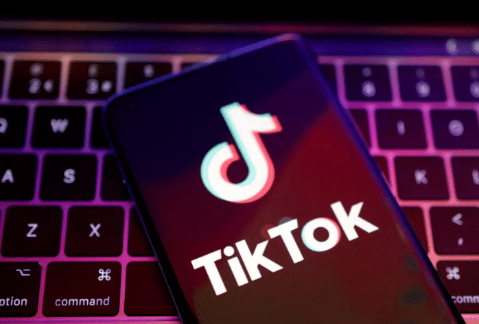 TikTok enfrenta demanda por la muerte de una niña de 10 años que realizaba un reto viral