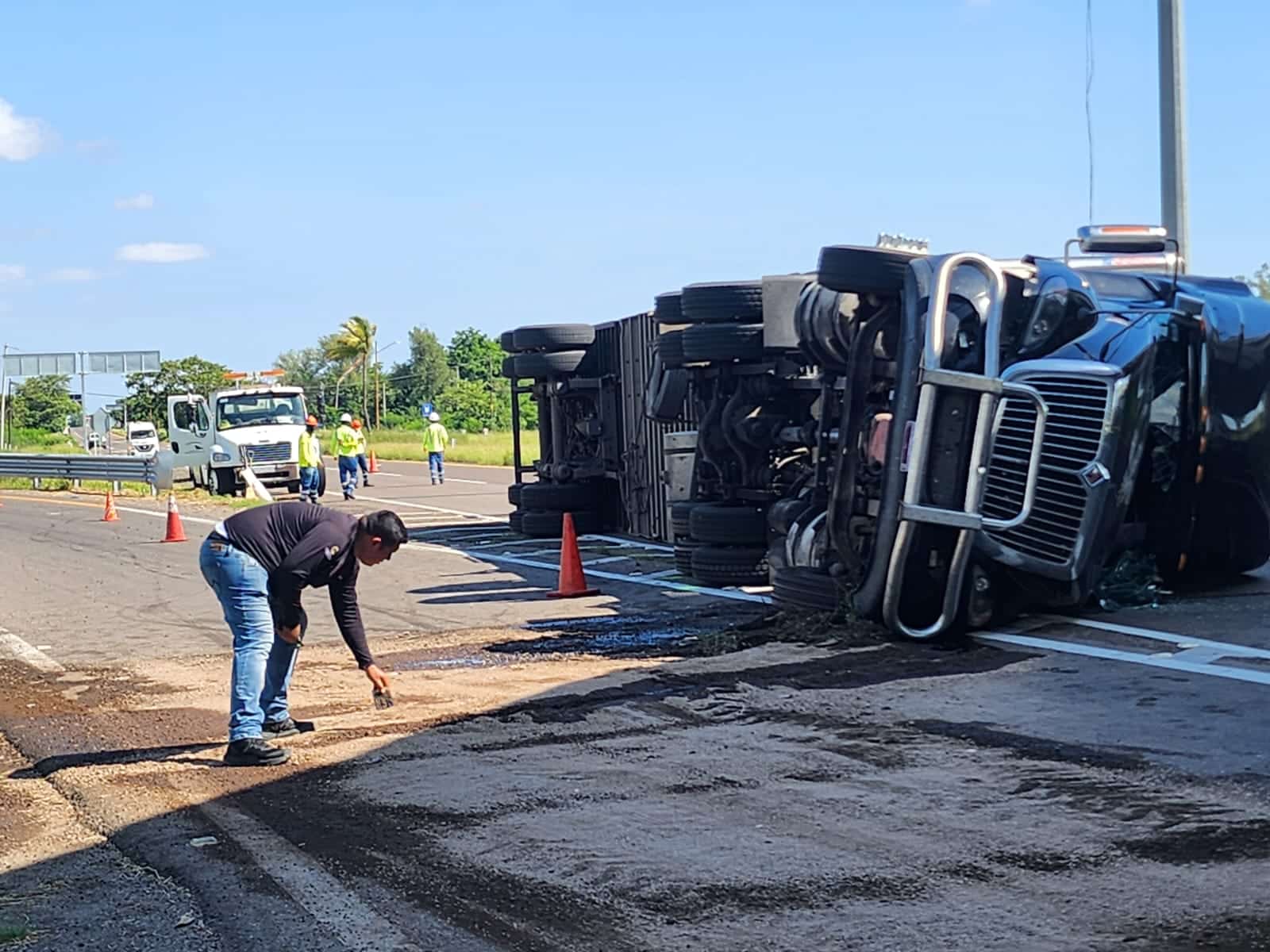Volcadura de tráiler