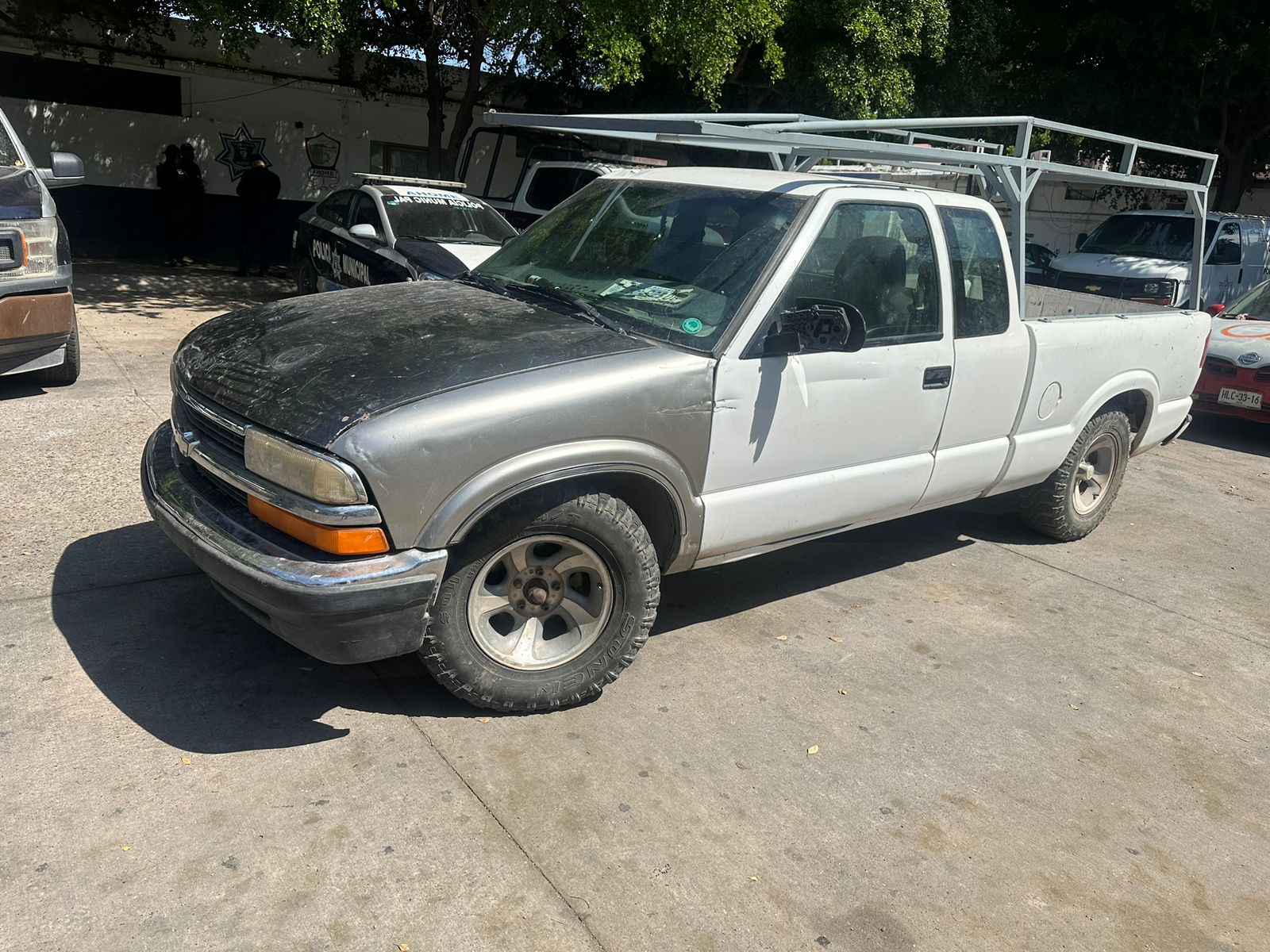 Camioneta con reporte de robo