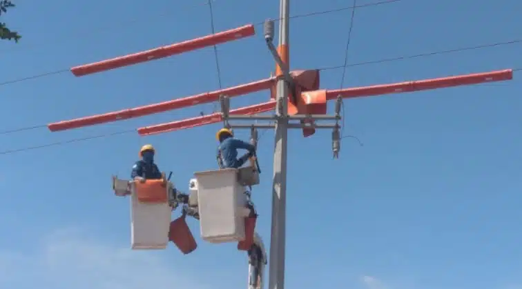 Trabajadores de CFE