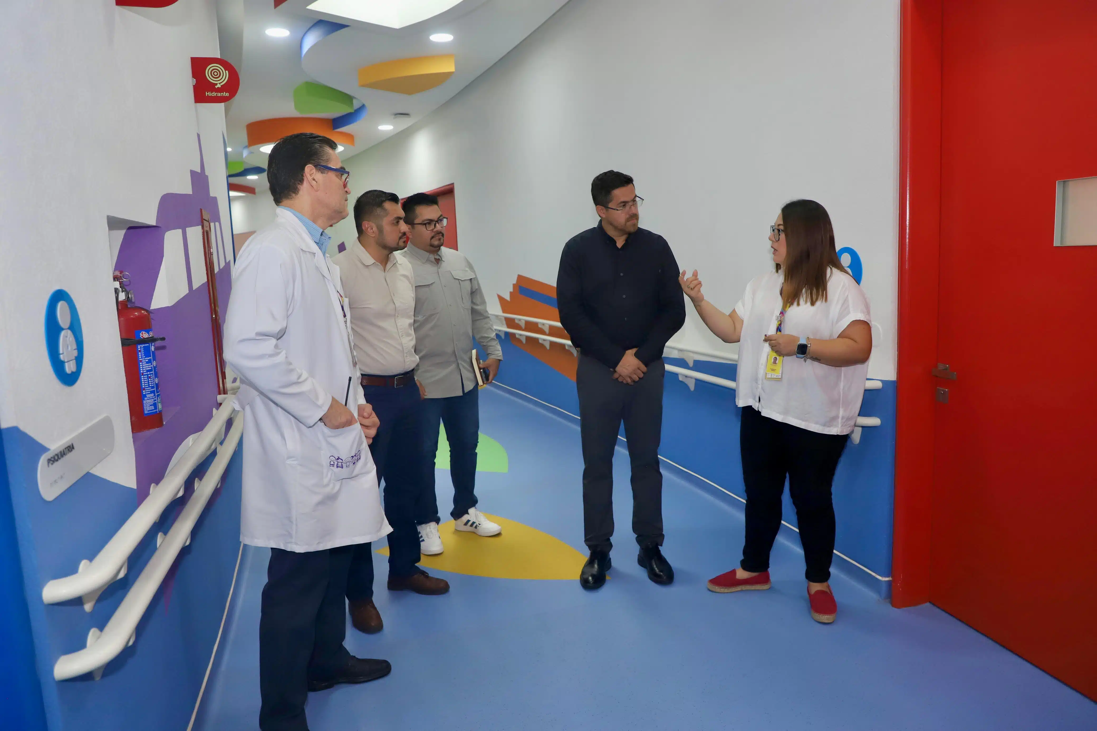 Visita del secretario de Salud de Sinaloa, Cuitláhuac González Galindo a CRIT Sinaloa en Mazatlán