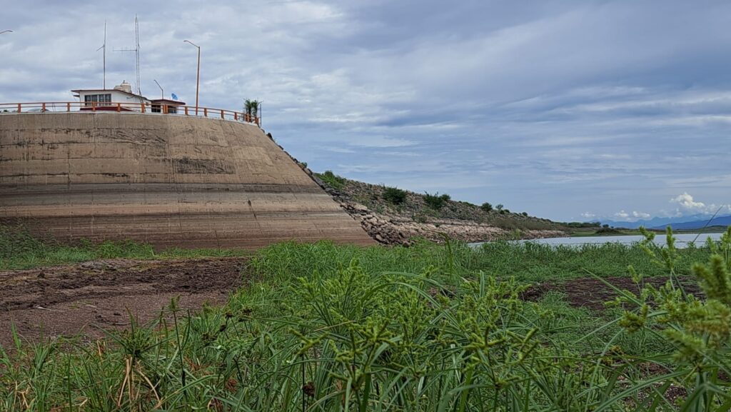 Presa Eustaquio Buelna