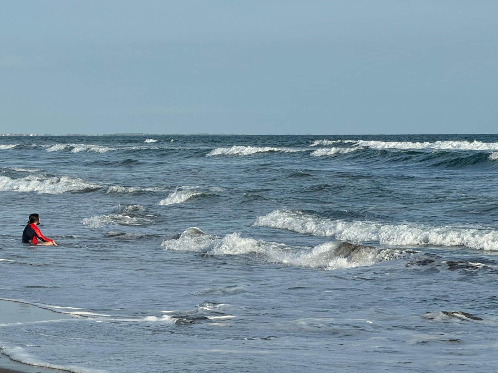 Prohibido introducirse al mar en las playas de Guasave