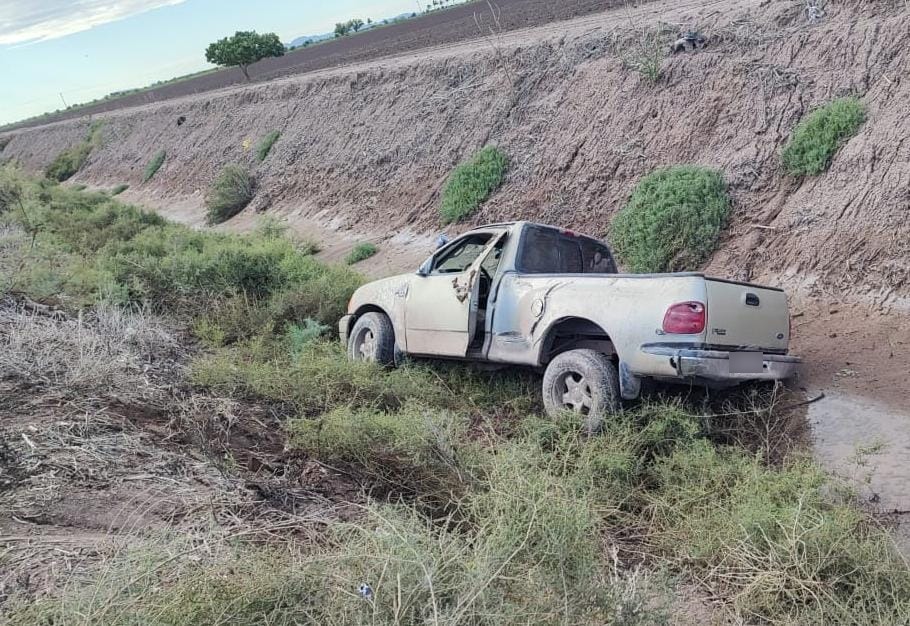 Camioneta en la que viajaba Brayan al sufrir el accidente vial.