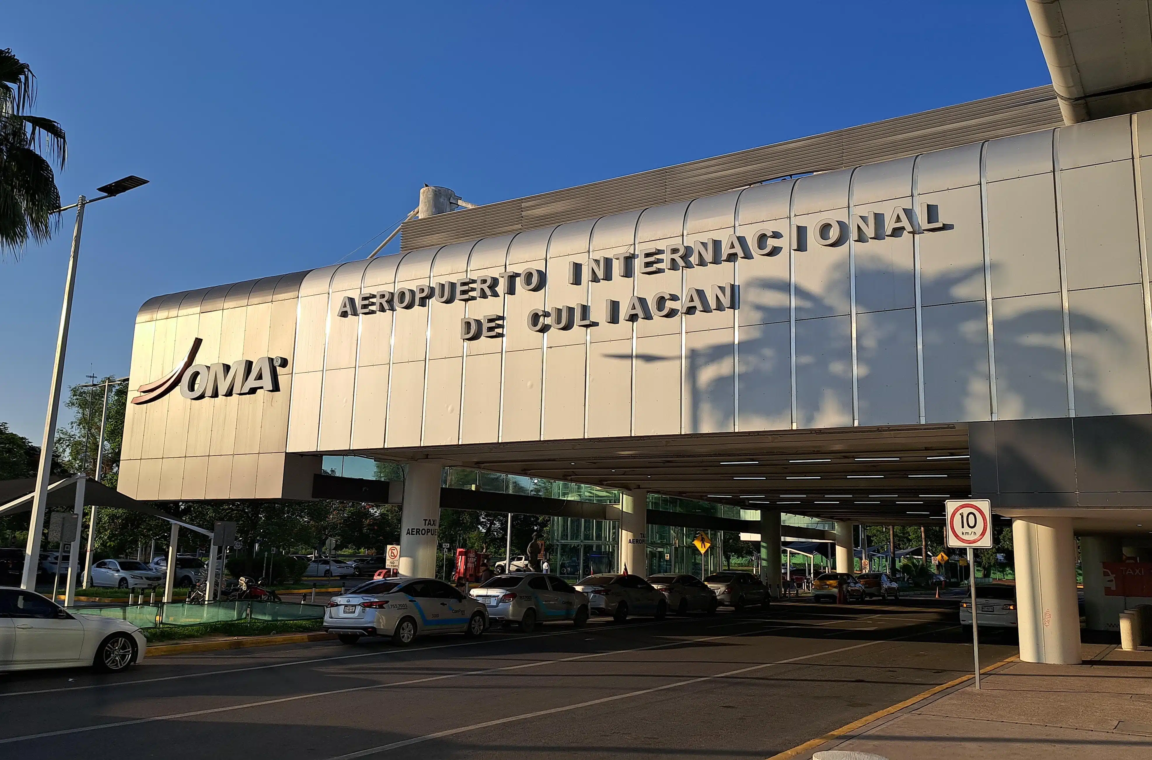 Aeropuerto Internacional de Culiacán