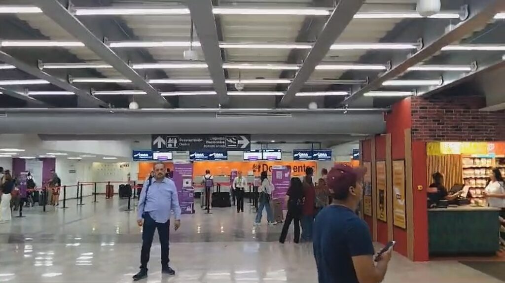 Aeropuerto Internacional de Culiacán este jueves 12 de septiembre