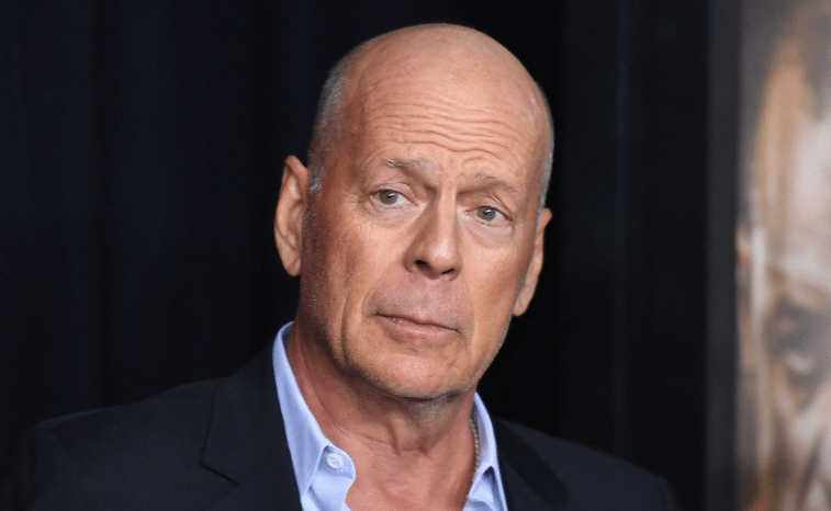 Bruce Willis reaparece en público después de meses y en medio de la lucha con su enfermedad