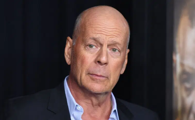 Bruce Willis reaparece en público después de meses y en medio de la lucha con su enfermedad