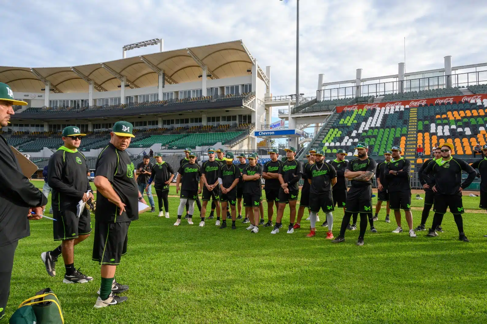 Pretemporada del club Cañeros de Los Mochis.