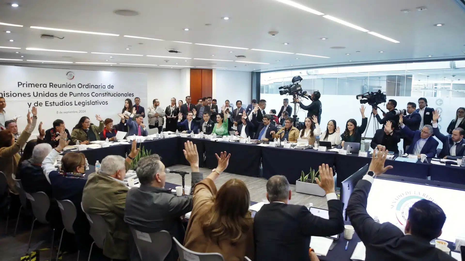 Comisiones del Senado avalan sin cambios la reforma al Poder judicial