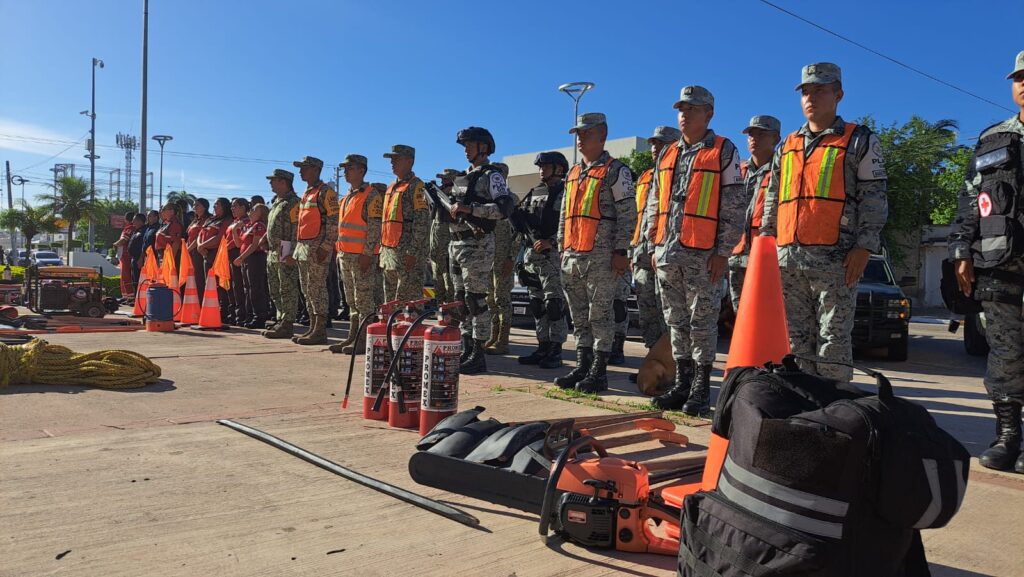 Con diversas actividades celebran el aniversario de Protección Civil en el país