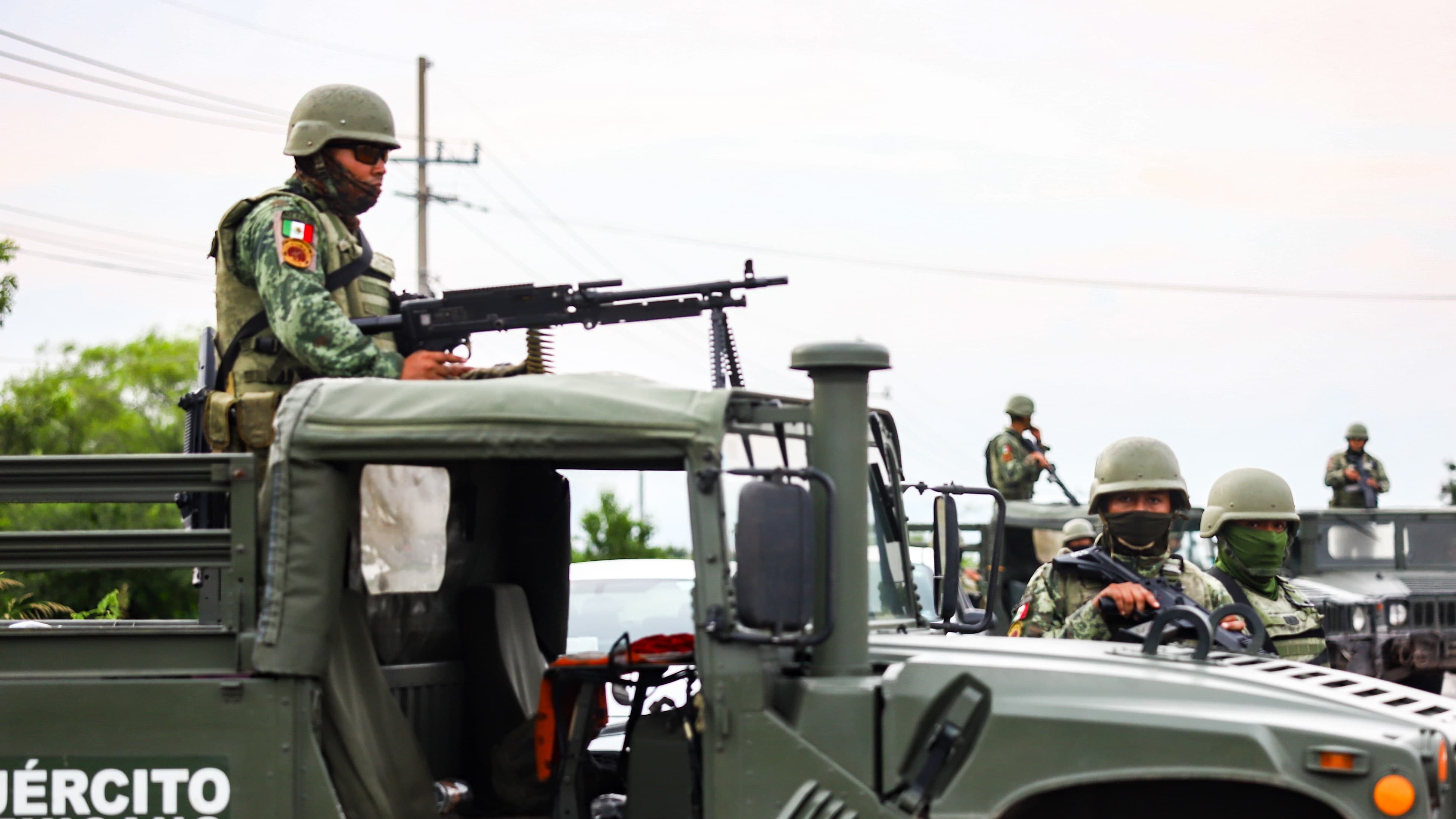 Cuatro asesinatos, ataque a elementos del Ejército y 6 vehículos baleados