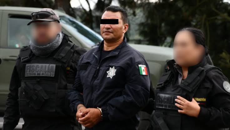 Detienen a policías en Edomex por brindar protección a célula criminal
