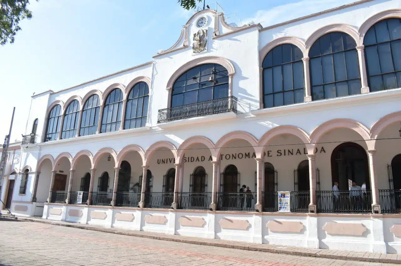 Edificio Central de la UAS en Culiacán