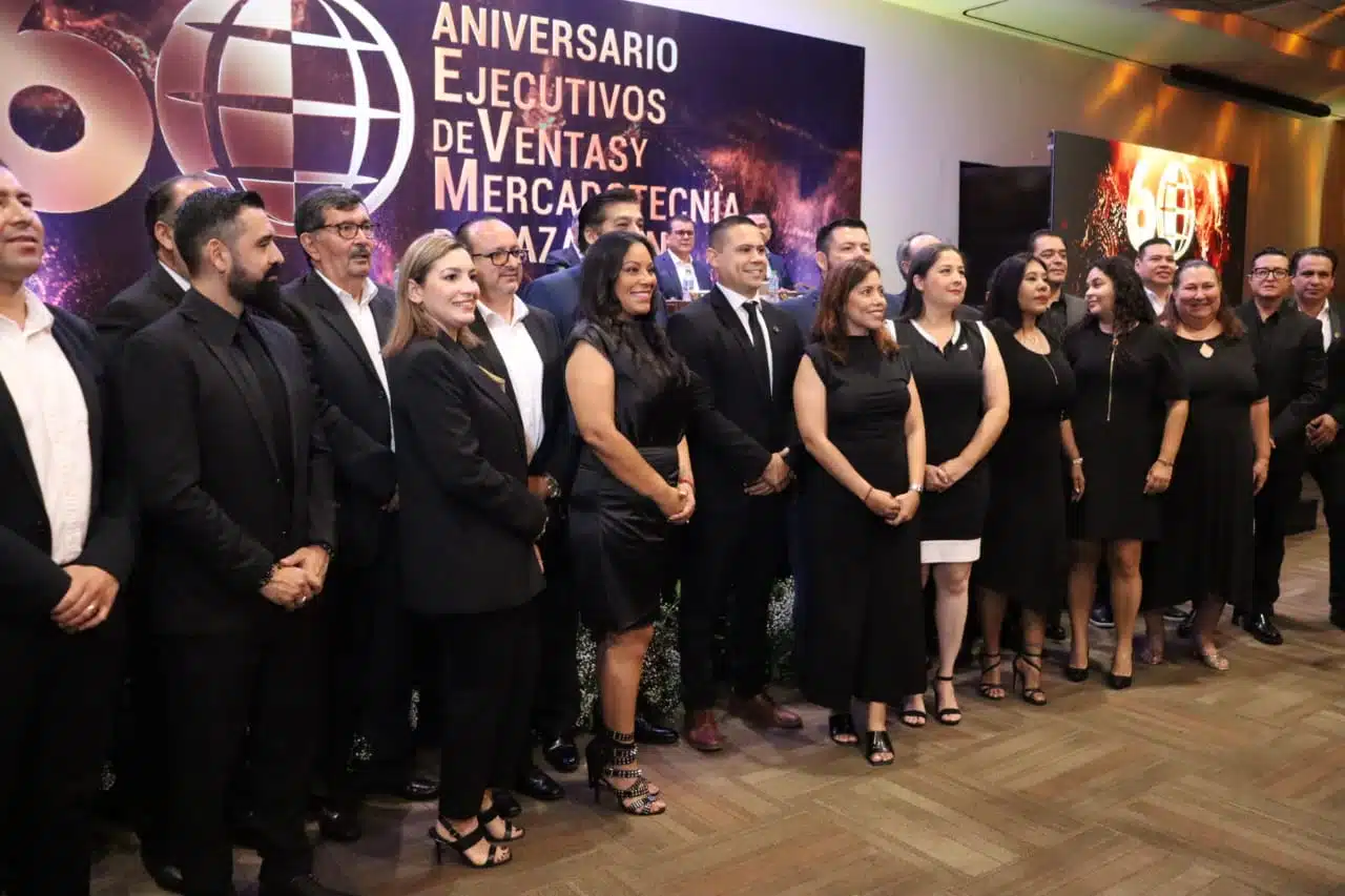 60 aniversario de Ejecutivos de Venta y Mercadotecnia de Mazatlán.