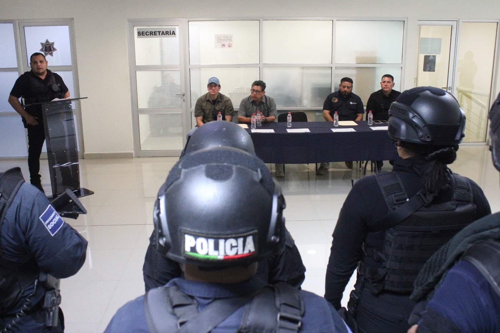 Elementos de Policía Municipal practica tiro vehicular Mazatlán