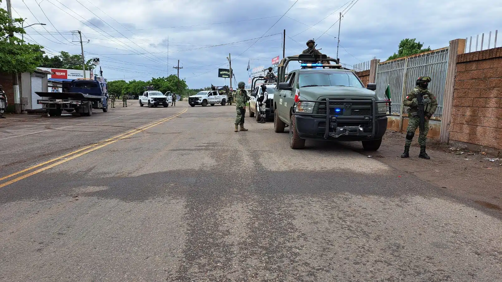 Soldados del Ejército Mexicano en la colonia Bellavista, en