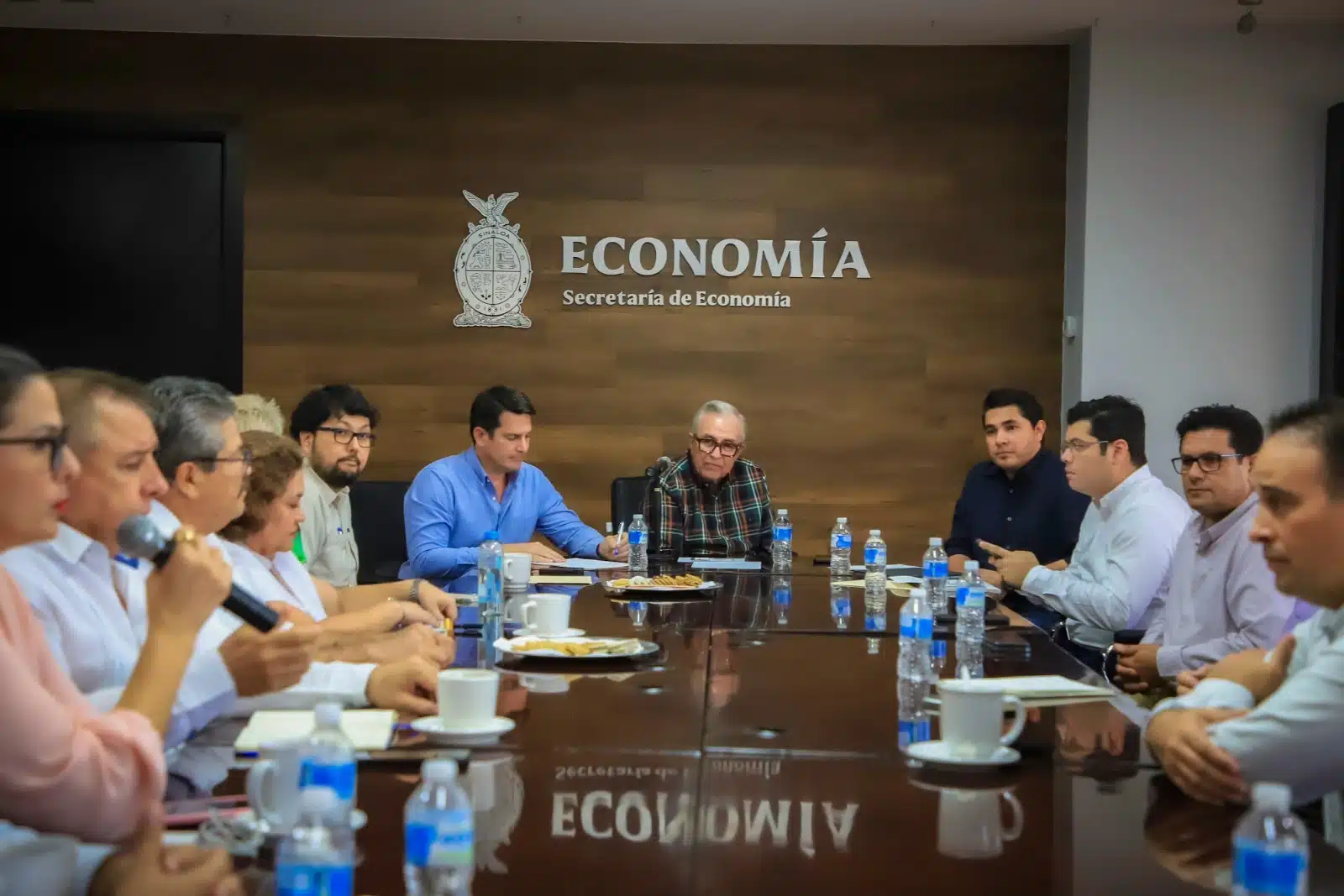 Reunión del gobernador con empresarios