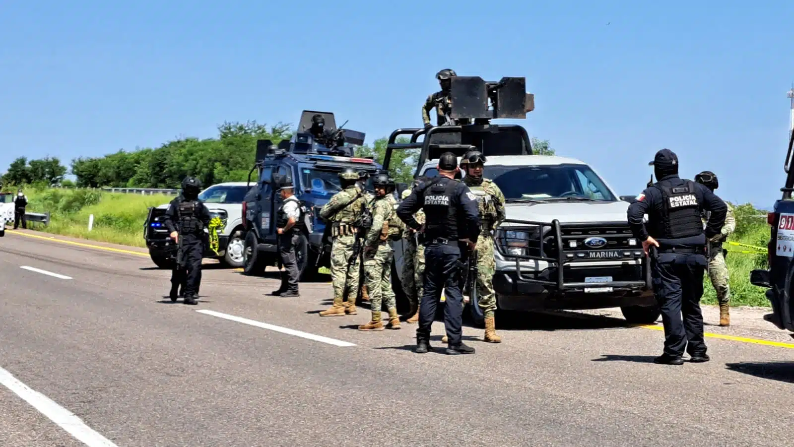 Encuentran a dos hombres asesinados a balazos por la maxipista Culiacán-Mazatlán