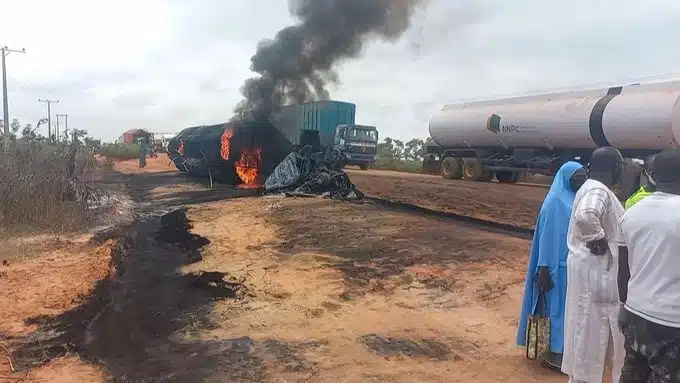 Explosión de pipa en Níger deja 49 personas sin vida y varios lesionados