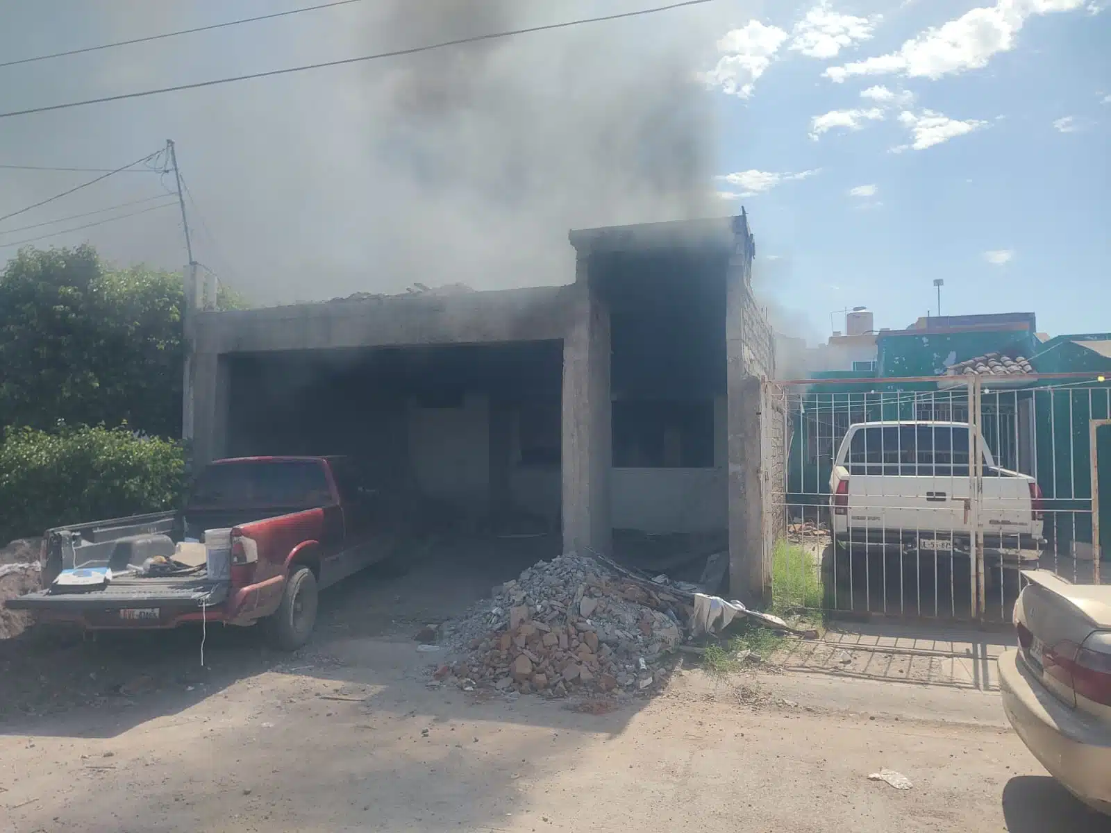 Una casa al poniente de Guasave sufrió una explosión