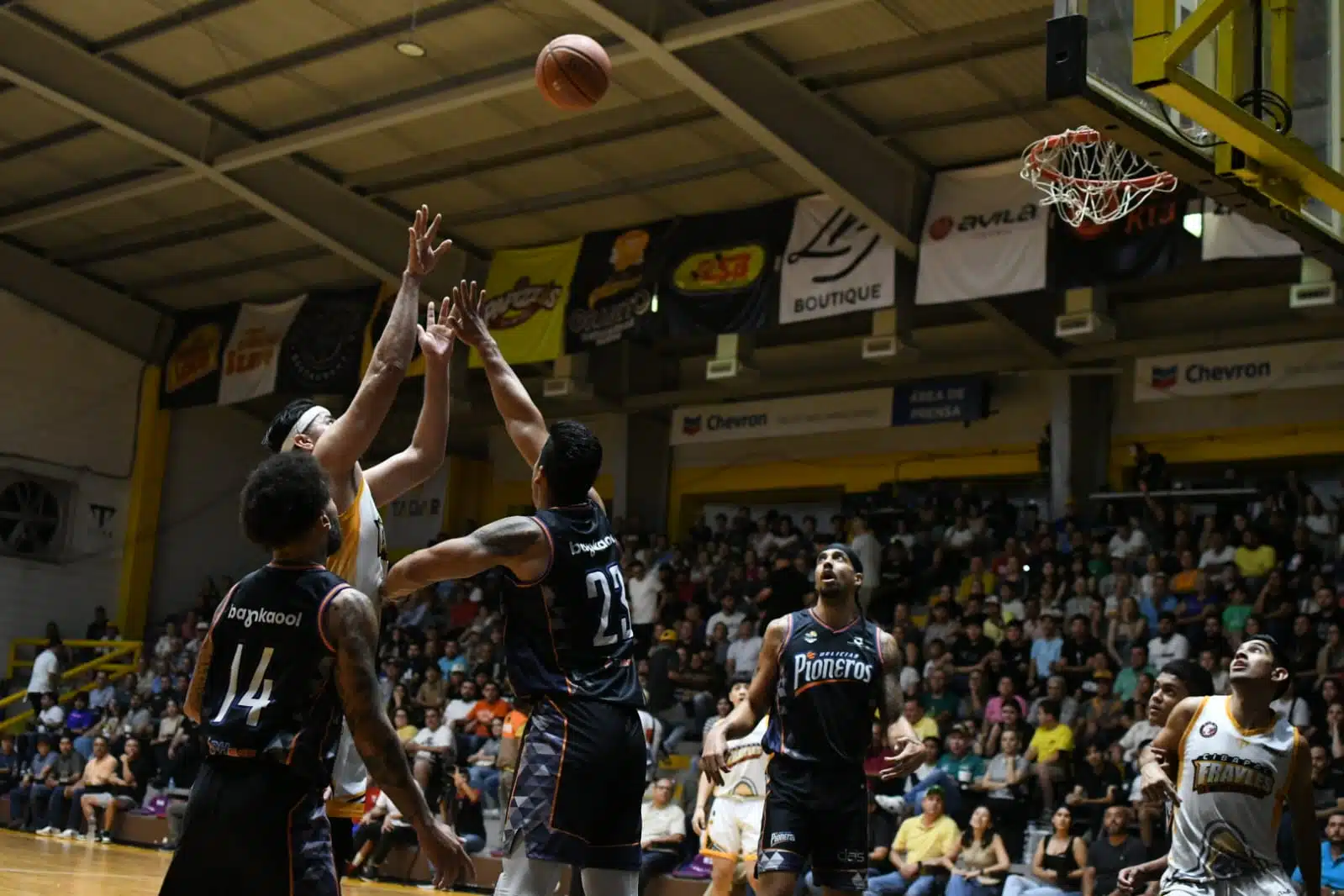 Frayles vs Delicias en Serie Final de Cibapac.