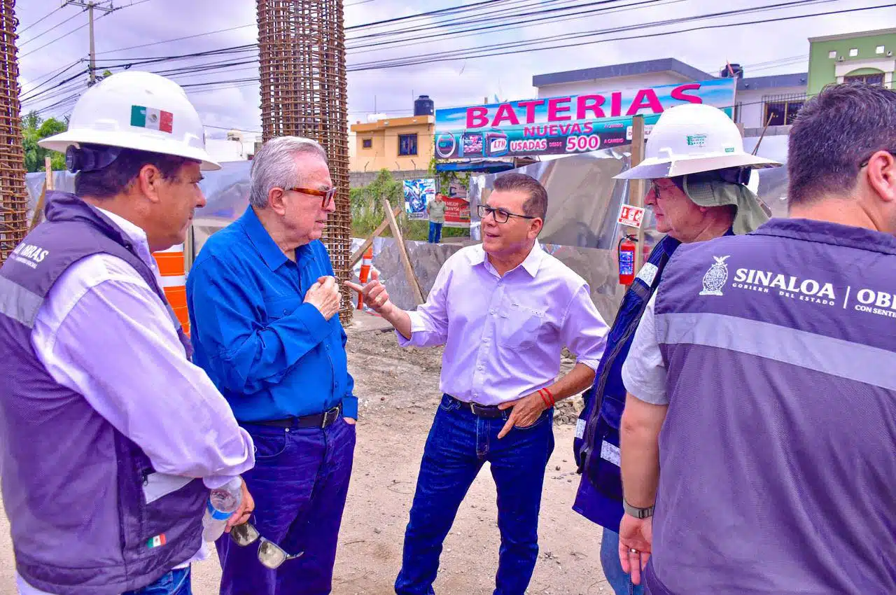 Gobernador de Sinaloa y alcalde de Mazatlán inspeccionan obras públicas