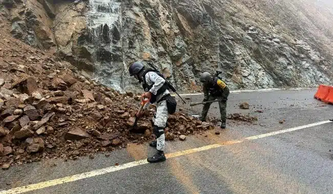 Guardia Nacional en deslave