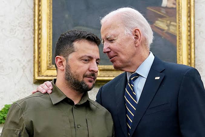 Joe Biden anuncia ayuda militar de 8 mmdd para Ucrania