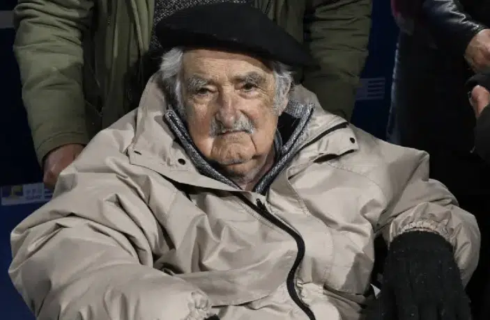 El expresidente José Mujica es hospitalizado nuevamente en Uruguay