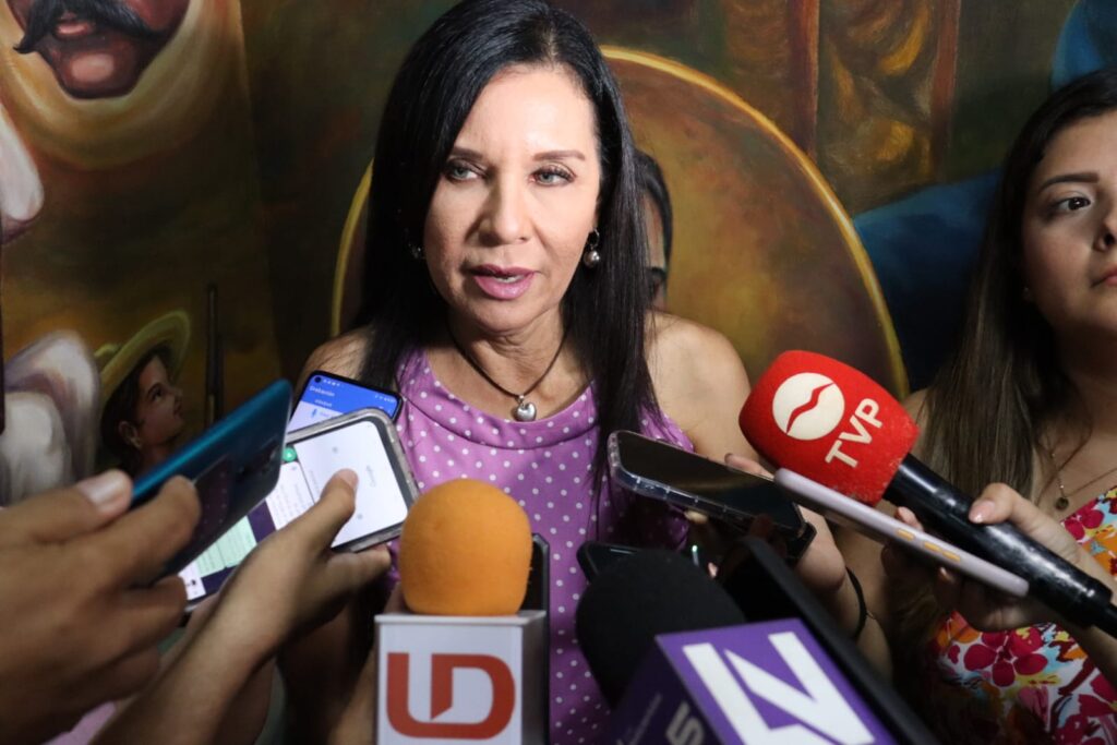 Karla Angélica Camacho Guzmán, titular de la Dirección de Servicios Públicos en Mazatlán.