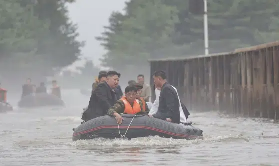 Corea del Norte ordena la ejecución de 30 funcionarios por su rol en devastadoras inundaciones