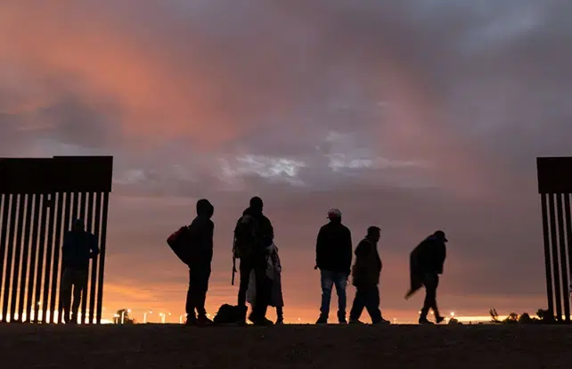 Florida demanda al gobierno de EU por la liberación y no deportación de 